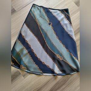ANN TAYLOR PETITE CHAIN LINK SKIRT